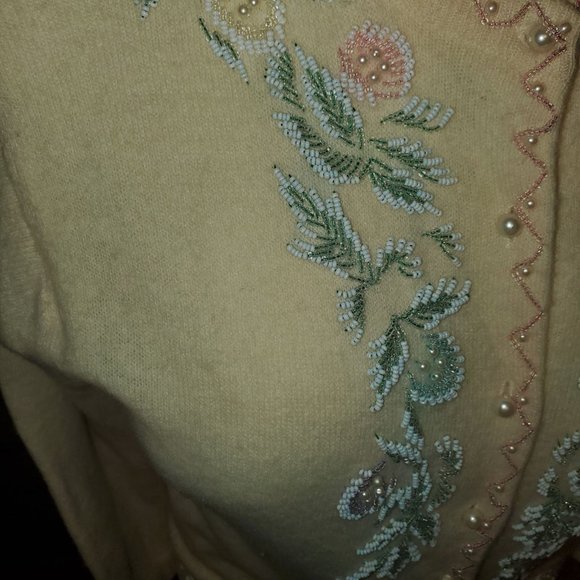 Vintage 1950's Beaded wool Cardigan Sweater S - Picture 2 of 4